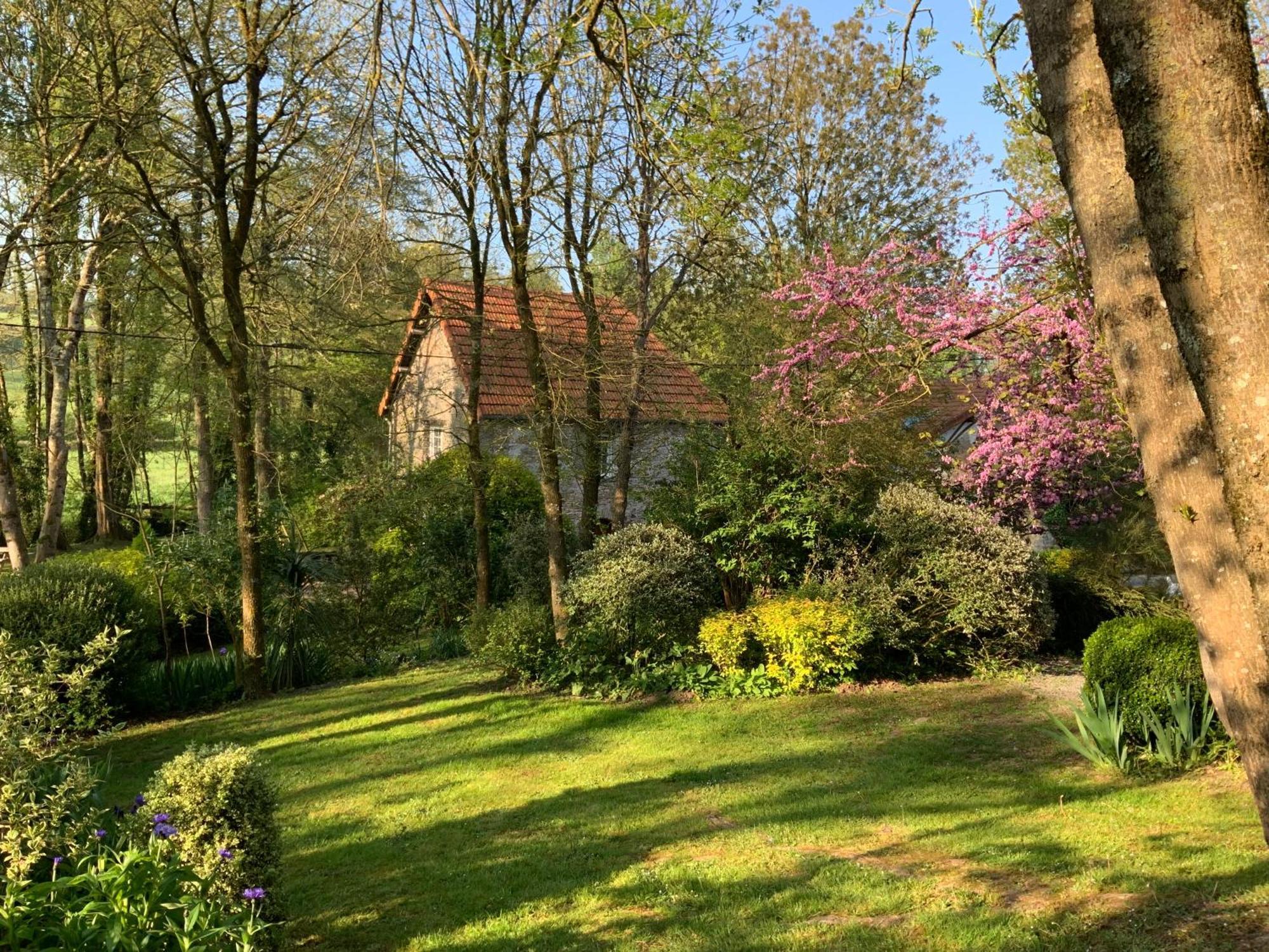 Bed and Breakfast Le Moulin De La Castellerie Moon-sur-Elle Zewnętrze zdjęcie